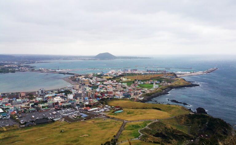Jeju Itinerary: 3-Day and 5-Day Plans That Actually Work Without a Car