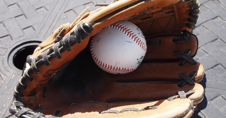 Lotte Giants at Sajik Stadium: A Busan Baseball Guide