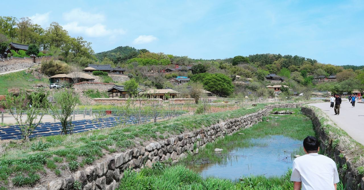 How to Visit Yangdong Folk Village — What ₩4,000 Doesn't Open