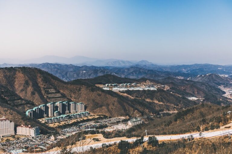 Booking the Ski Shuttle From Seoul — What Korea's Resorts Leave Out